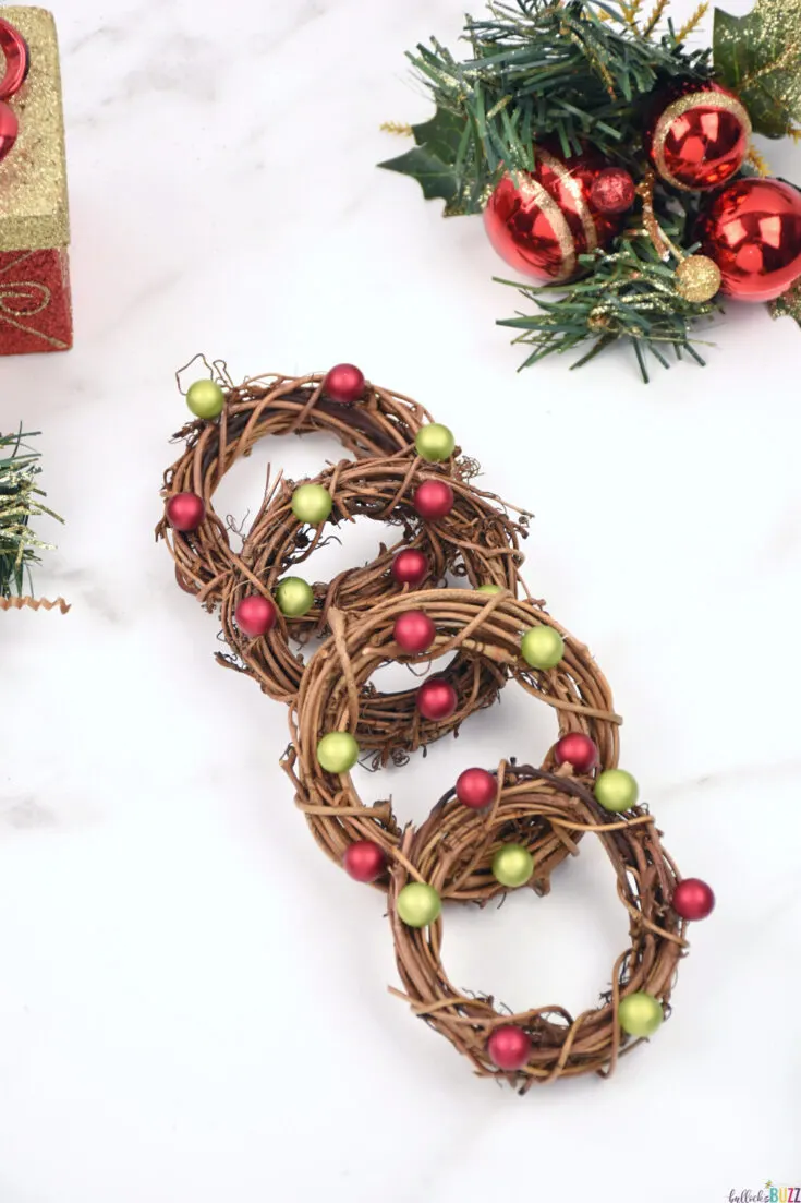 Christmas Wreath Napkin Rings lined up in a row