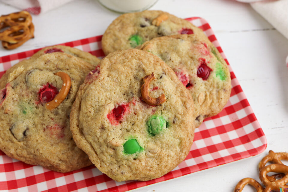 kitchen sink christmas cookies betty crocker