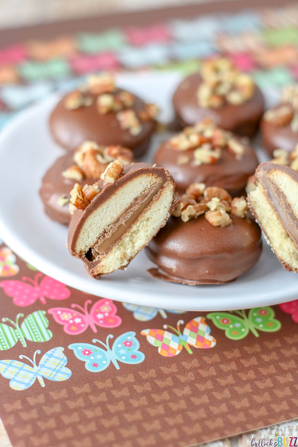 Vanilla Wafer Turtle Cookies ChocolateCovered Caramel Pecan Sandwich