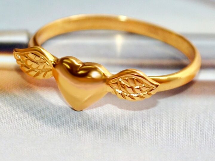 gold ring