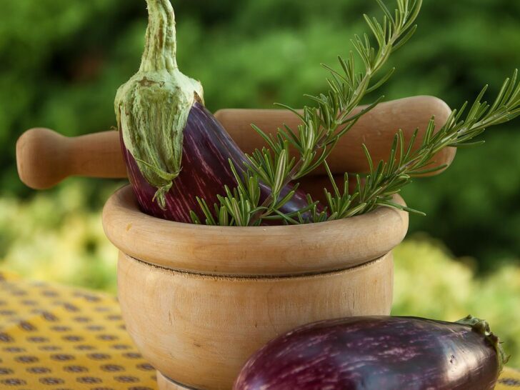 a mortar and pestle are one of our favorite must-have kitchen tools