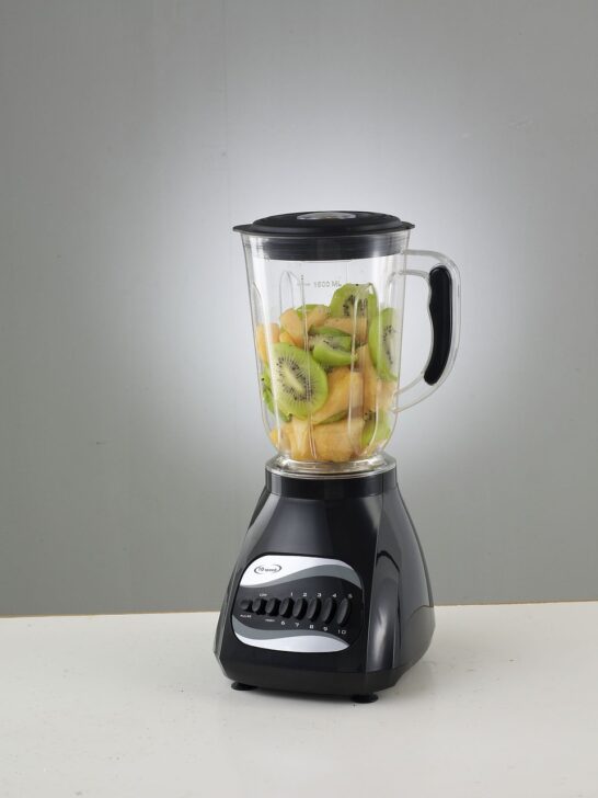 a blender and other kitchen gadgets make for great graduation gifts 