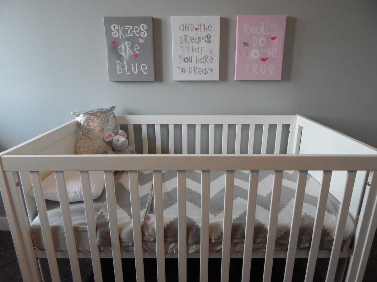 6 Tips on Choosing the Right Nursery Furniture Bullock's Buzz
