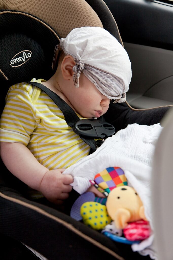 baby sleeping in car seat 