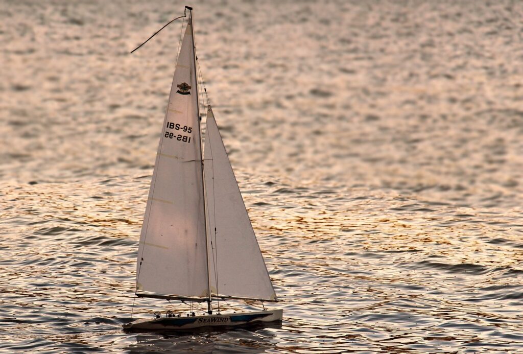keep up with simple boat repairs so you can stay on the water like this sailboat 