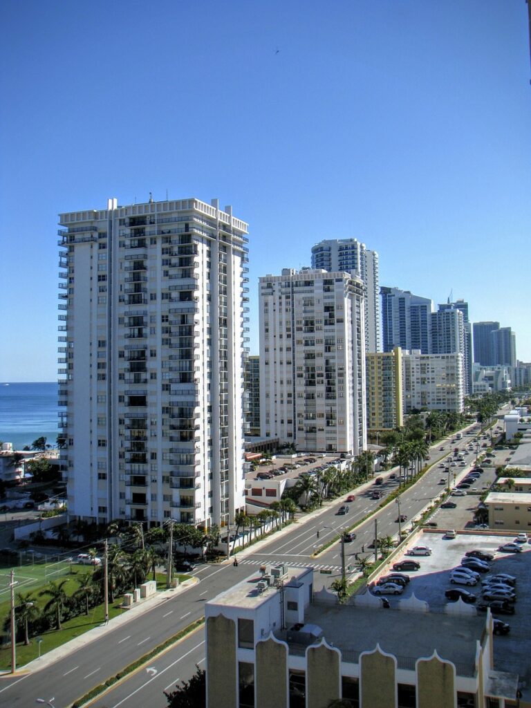 condos on the beach showing there is lots of opportunites to buy real estate in hollywood florida