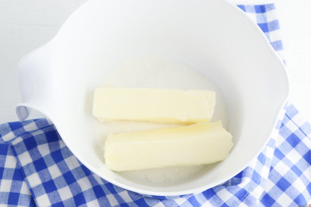combine butter and sugar in large bowl