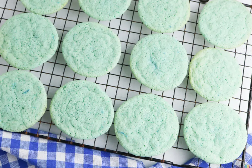 baked ocean water cookies cooling on a rack