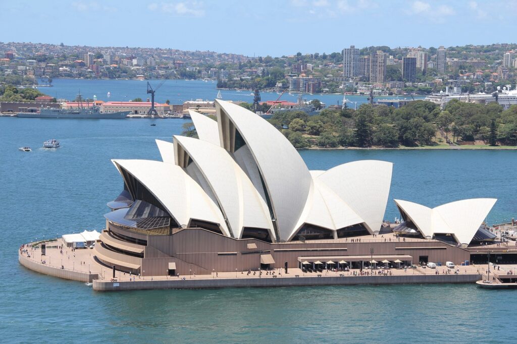 Sydney Opera House is one of the things you can see when moving to Australia