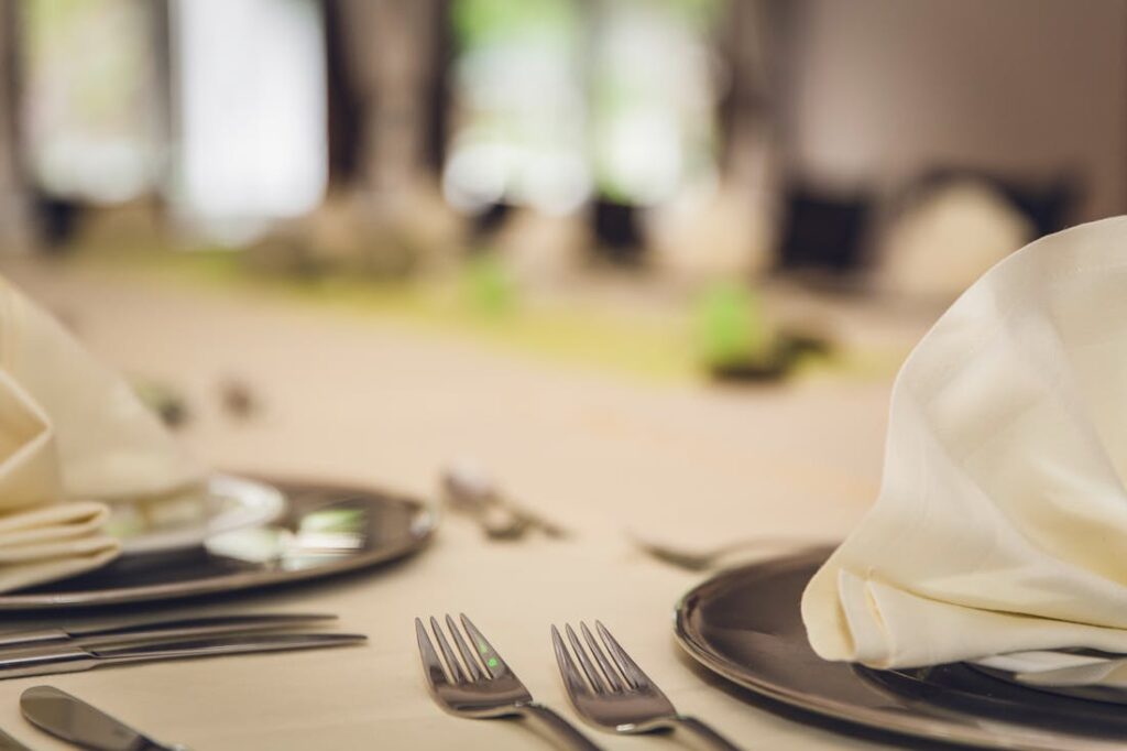 A table set for dinner so you can enjoy easy dinner ideas