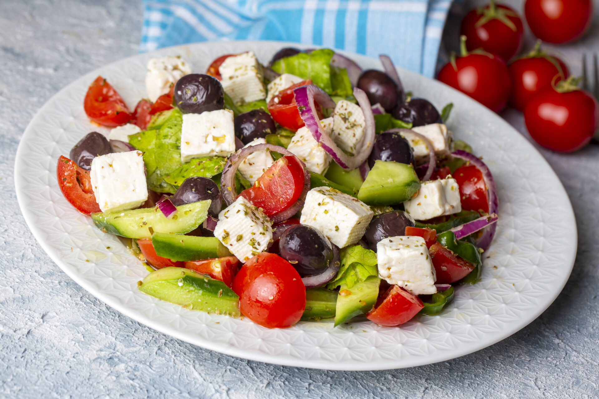 olives snack salad -