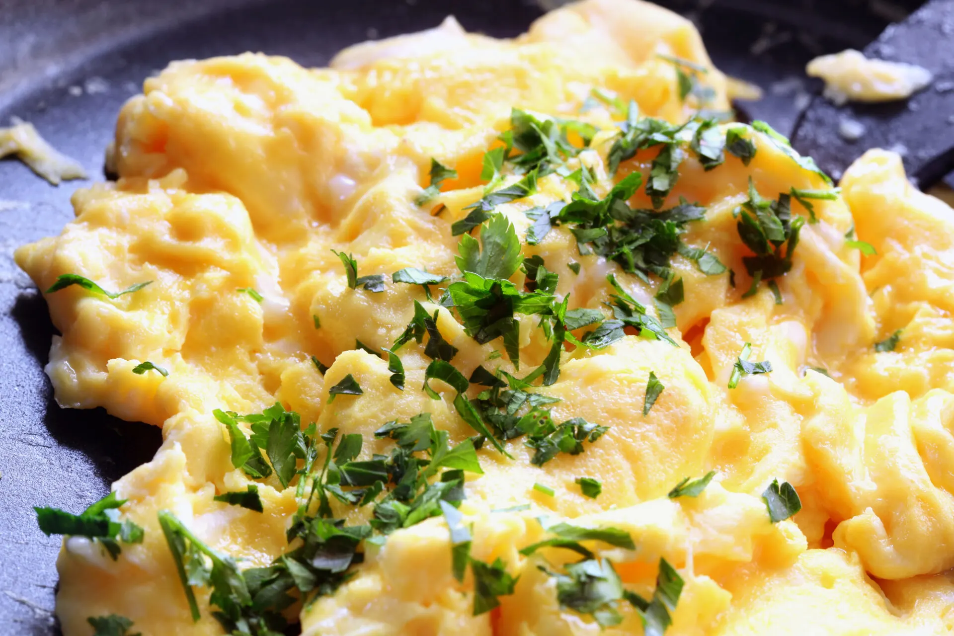 Cantonese Scrambled Eggs and Shrimp