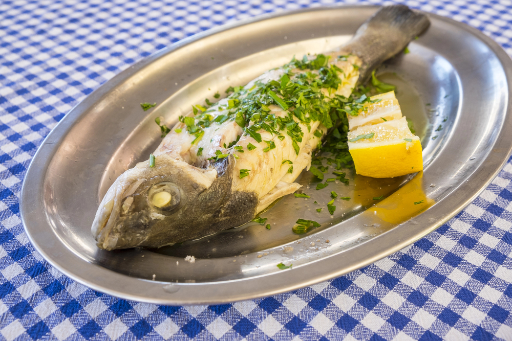 alt="Steamed Whole Sea Bass — Stock Photo, Image"