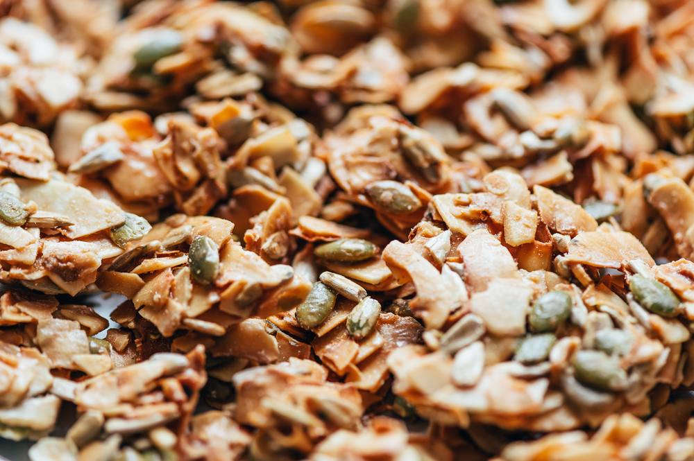 Organic Coconut Keto Clusters Crunchy Pumpkin Sunflower Hemp Seeds Providing — Stock Photo, Image