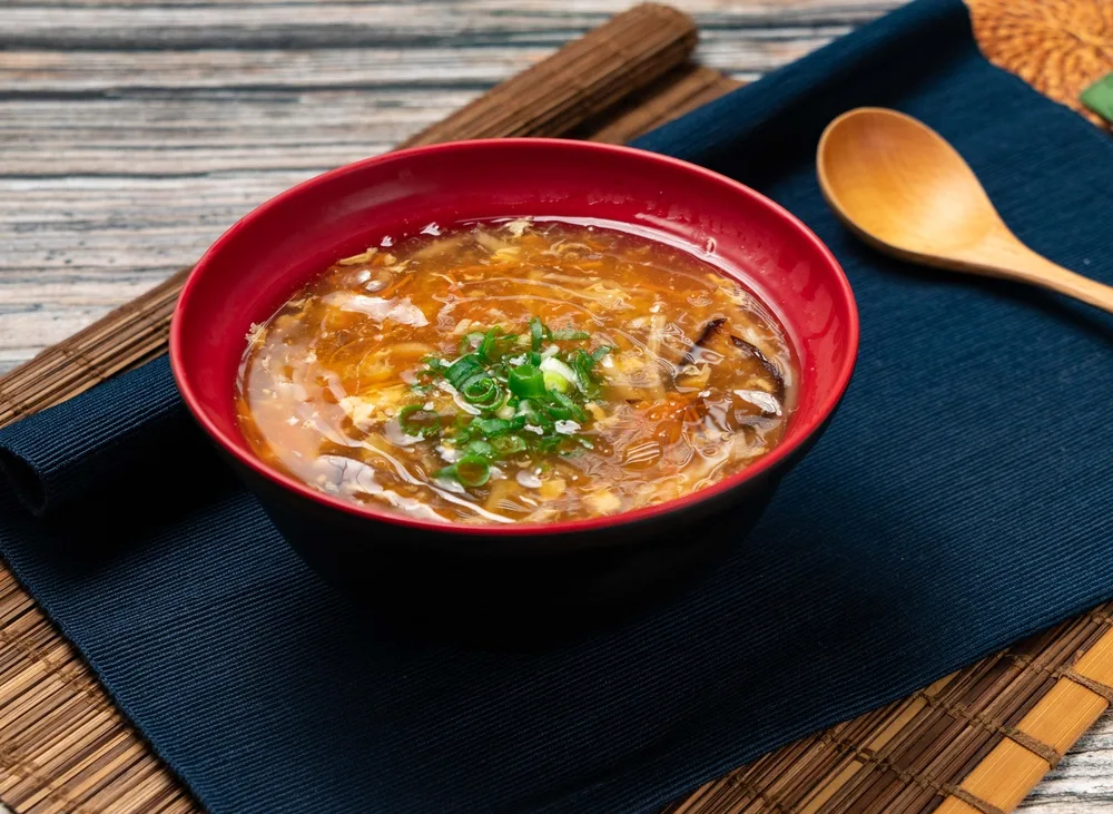 alt="Hot Sour Soup Green Onion Served Bowl Isolated Table Top — Stock Photo, Image"