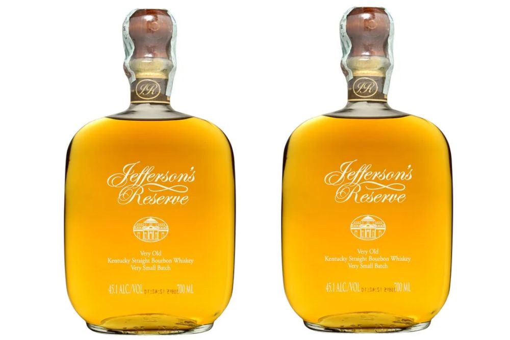 VENICE, ITALY - AUGUST 2019. Bottle of American Bourbon Whiskey Jefferson's Reserve 70cl, 45,1%Vol. — Photo by gueriero93.gmail.com