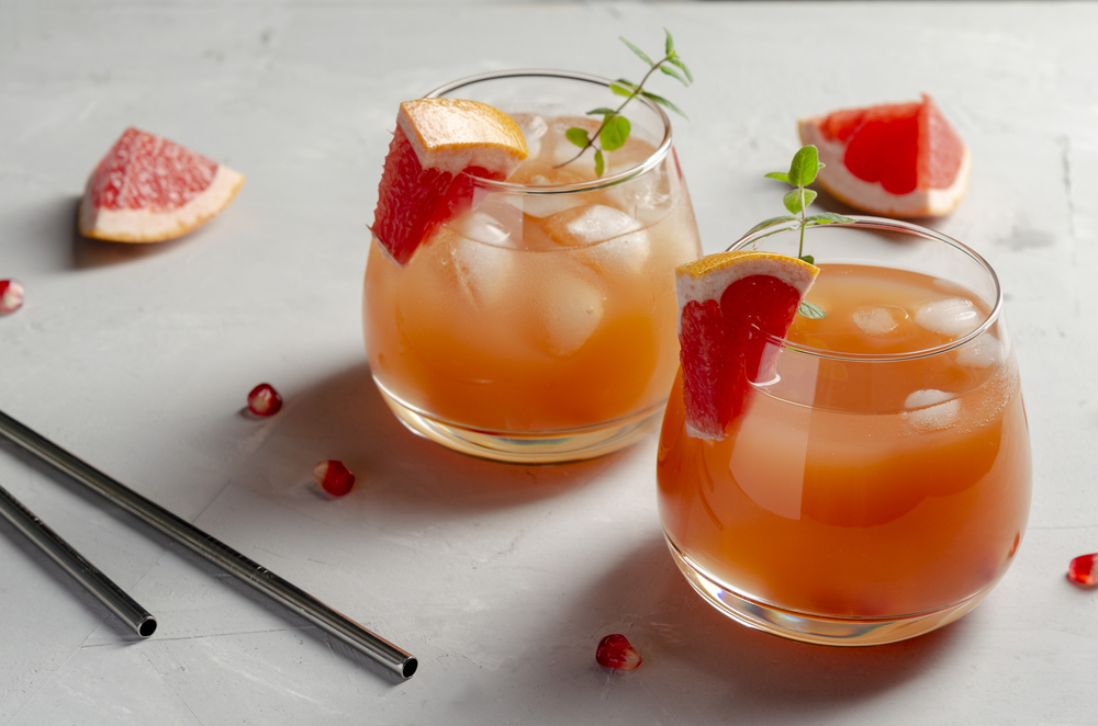 

Remove BG

Save

Share

Sample

Paloma Cocktail with grapefruit and lime. Space for text — Photo