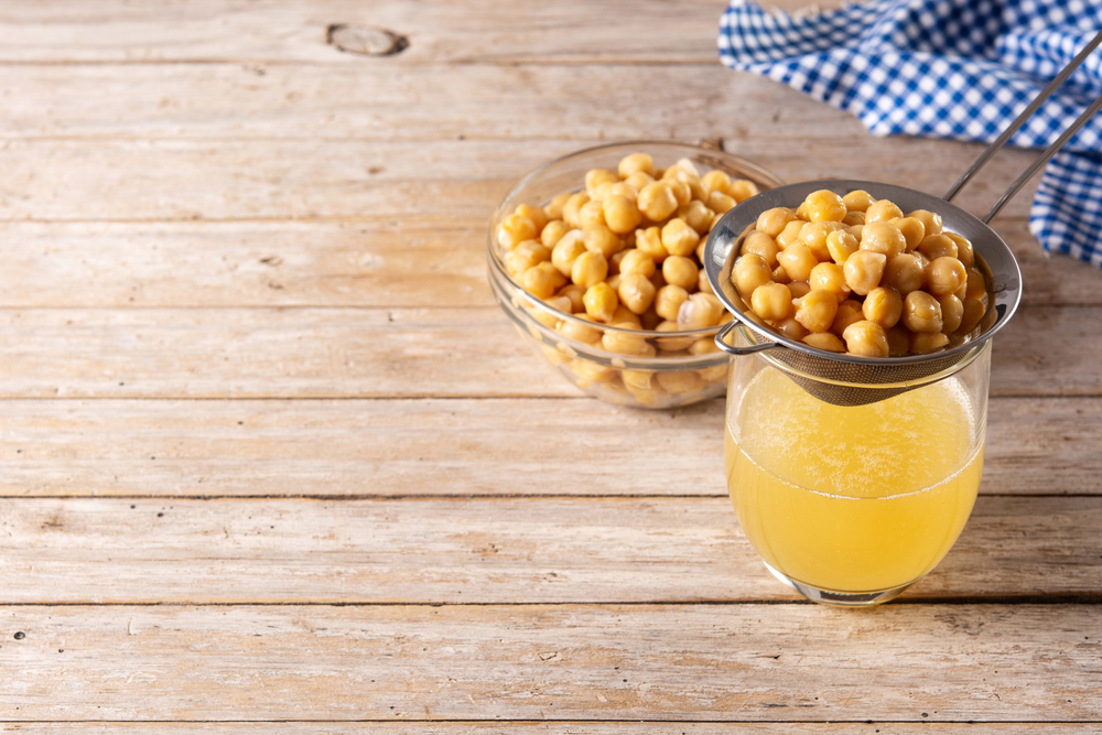 Chickpea Water Aquafaba Wooden Table Chickpea Water Substitute Eggs Pastries — Stock Photo, Image