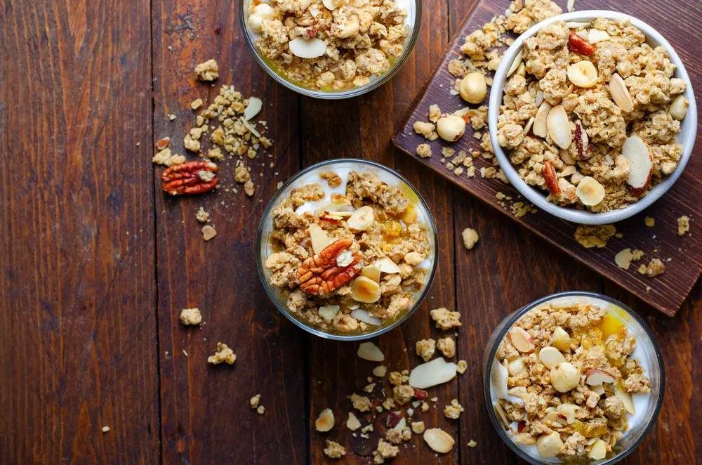 Granola Yogurt Parfaits Healthy Breakfast Snack Muesli Nut Mix Honey — Stock Photo, Image