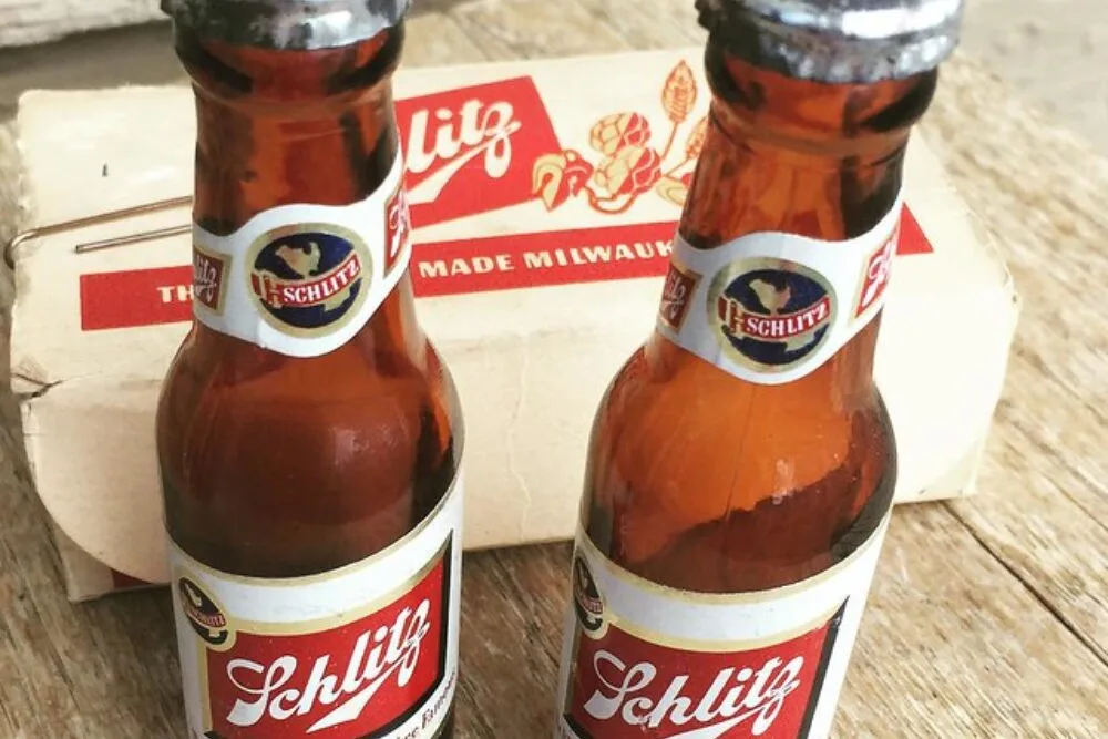 Schlitz Glass Salt & Pepper Shakers in Original Box $12.00. #schlitz #beer #saltpepper #schenectady #livebspa #glenville #glenvilleny #scotia #consignment #consignmentGlenville #thrift #cliftonpark #albany #ballstonspa #saratoga #secondhand #thriftshop #l | by LaModaLisa