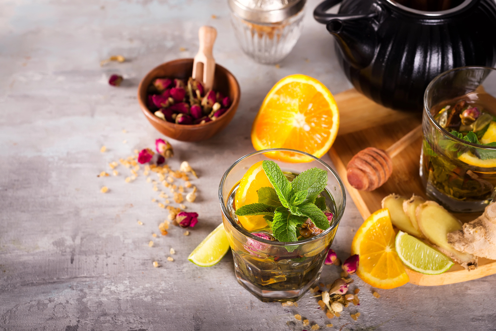Homemade Flavored Orange Iced Tea Refreshing Summer Beverage Stone Background — Stock Photo, Image