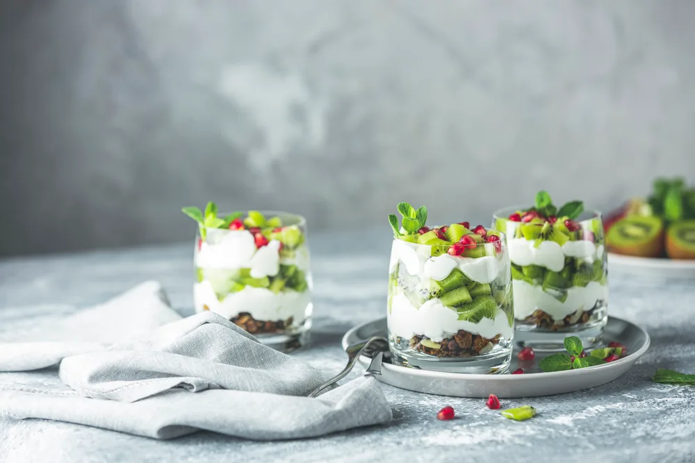 Vibrant Fruit Parfait Would Just Tasty Breakfast Dessert Its Refreshing — Stock Photo, Image