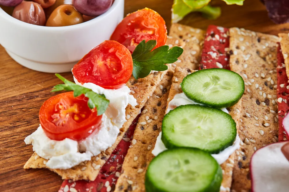 Beetroot Rye Flour Crackers Vegetables Making Snacks Wooden Background Vegetarianism — Stock Photo, Image