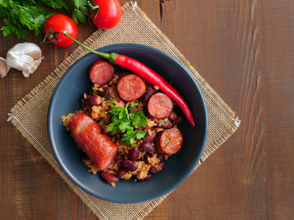 Red Beans Rice Sausage Bowl Wooden Table — Stock Photo, Image
