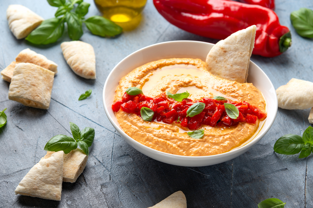Roasted Red Pepper Hummus Pita Bread Healthy Food — Stock Photo, Image