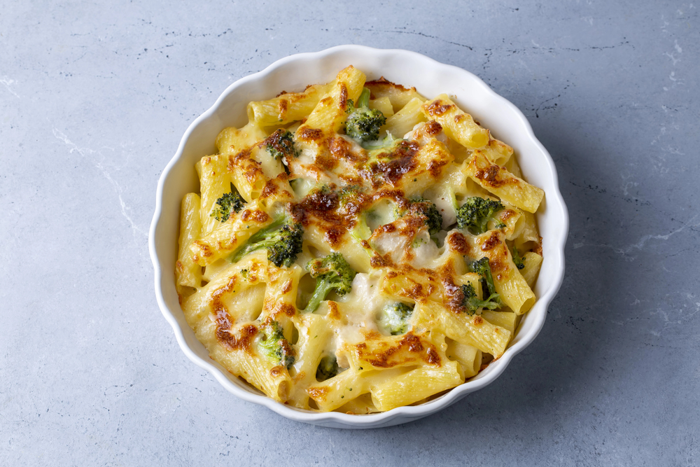 Pasta Baked Broccoli Chicken Broccoli Cheese Gratin Sauce Baked Penne — Stock Photo, Image