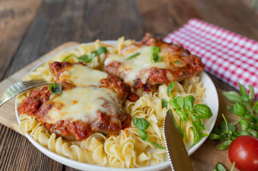 Rustic Italian Cuisine Oven Baked Gratinated Cutlets Mozzarella Cheese Tomato — Stock Photo, Image