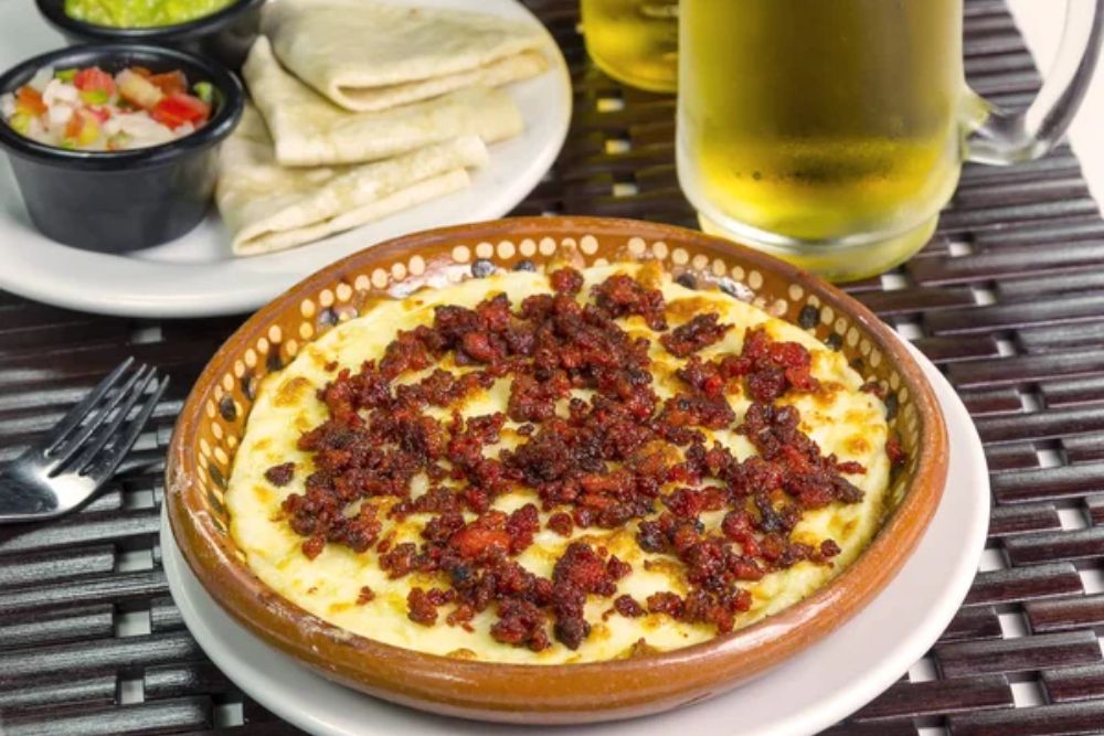 Chorizo with cheese — Photo