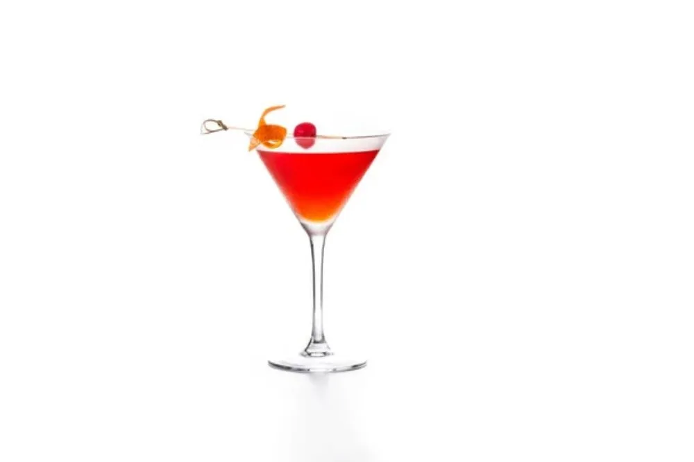 Remove BG
Save
Share
Sample
Traditional Manhattan cocktail with cherry isolated on white