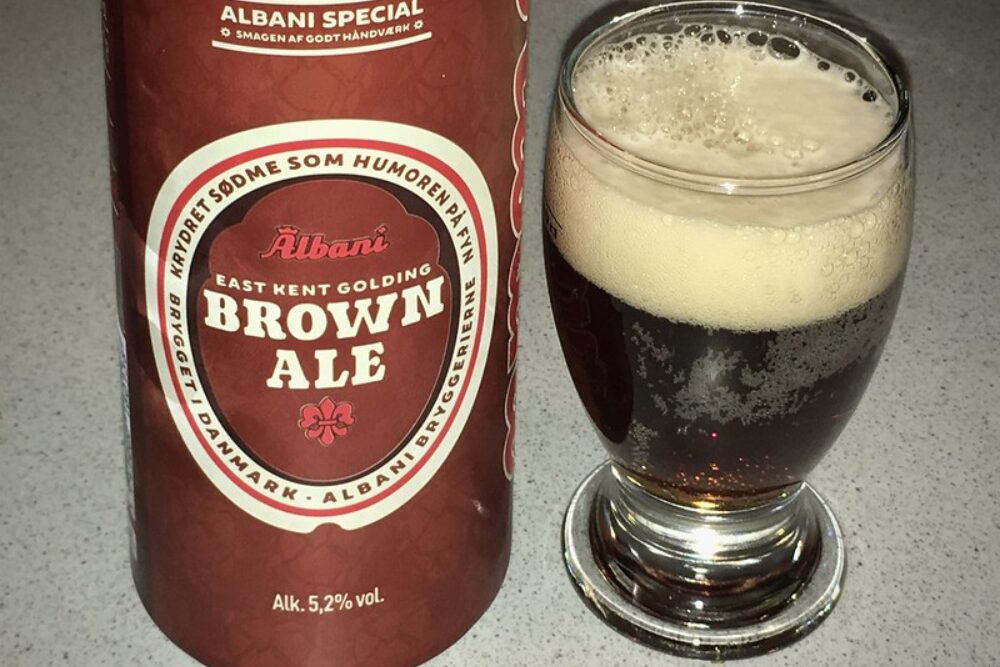 Albani: East Kent Golding Brown Ale | by Comrade King
