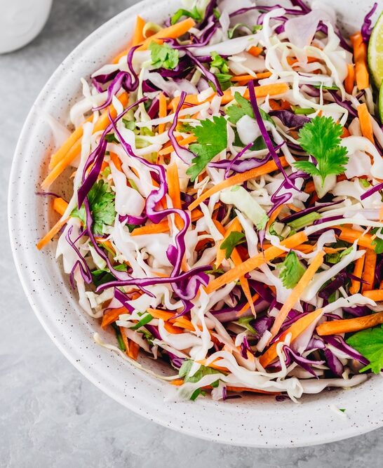 Cilantro Lime Coleslaw Salad Red White Cabbage Gray Stone Background — Stock Photo, Image