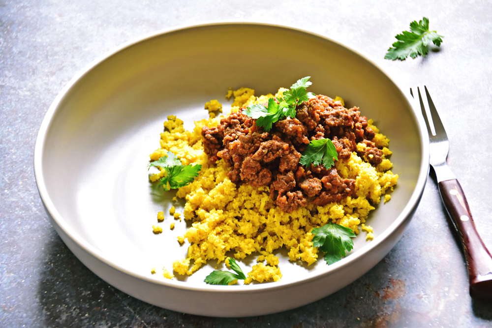 Cauliflower Rice Turmeric Beef Beef Bolognese Sauce Paleo Keto Diet — Stock Photo, Image