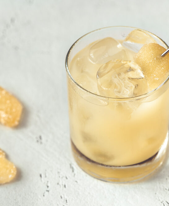 Glass Penicillin Cocktail White Background — Stock Photo, Image