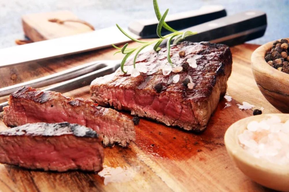 Barbecue Filet Steak - Dry Aged Wagyu Entrecote Steak