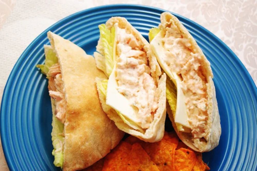 Chicken Salad Pita Pocket Sandwiches for Lunch — Photo
