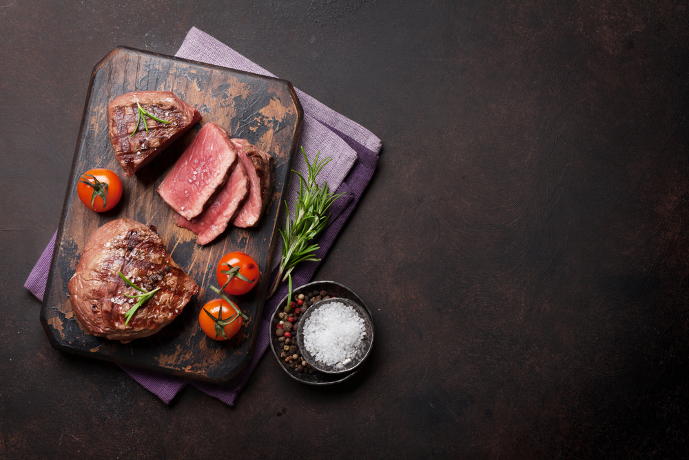Grilled Fillet Steaks Cutting Board Top View Space Your Text — Stock Photo, Image
