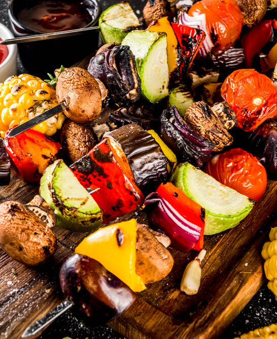 Vegan Barbecue Party Fest Concept Whole Vegetable Diet Kebabs Set — Stock Photo, Image