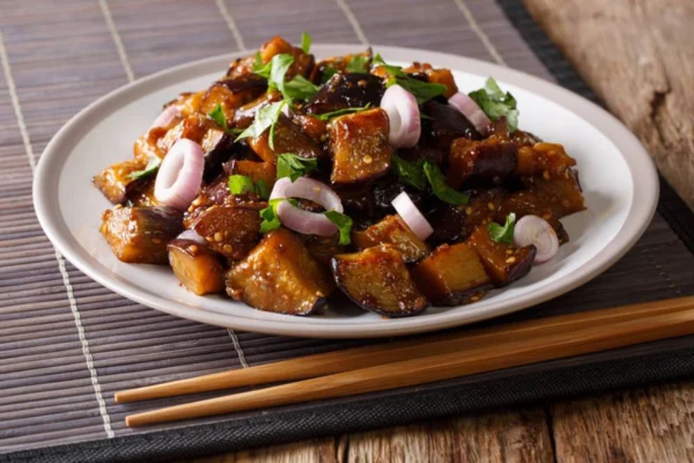Remove BG
Save
Share
Sample
Stir fried Szechuan eggplant in spicy soy sauce with ginger,