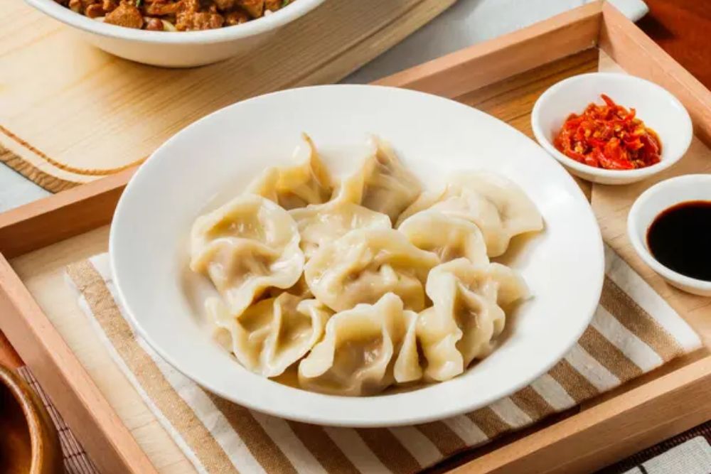 Remove BG
Save
Share
Sample
Steamed Dumplings filling with cabbage and pork in bowl